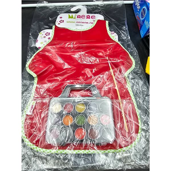 Minene Child Art Apron with Paint Set