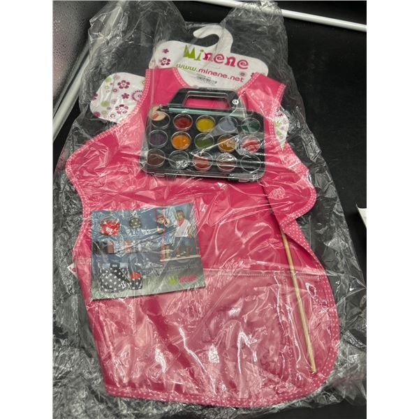 Minene Child Art Apron with Paint Set