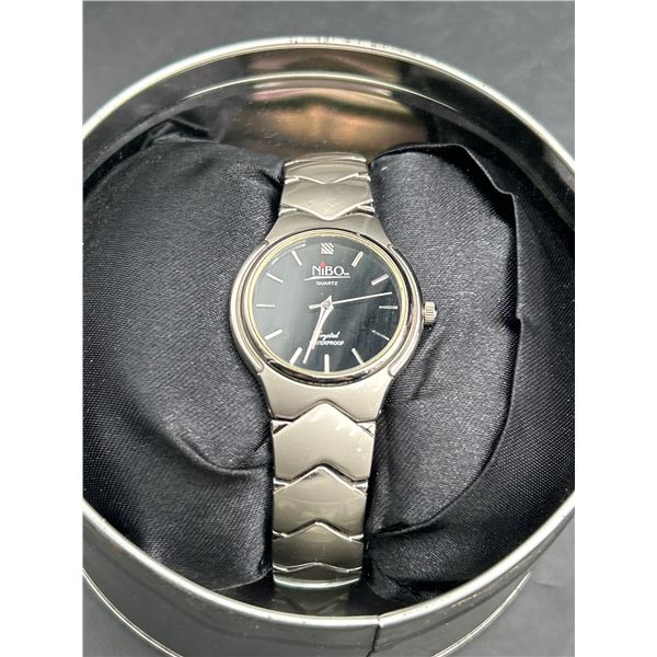 Nibo Quartz Women’s Watch With Stainless Steel Band and Black Dial