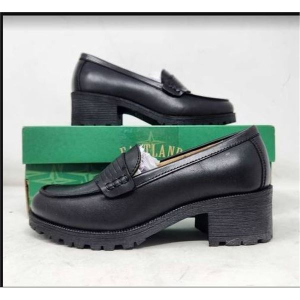 Eastland Womens Medium Newbury Black Loafers – US 10 / EUR 42