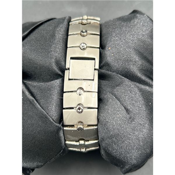 NIBO Quartz Stainless Steel Waterproof Watch with Black Dial