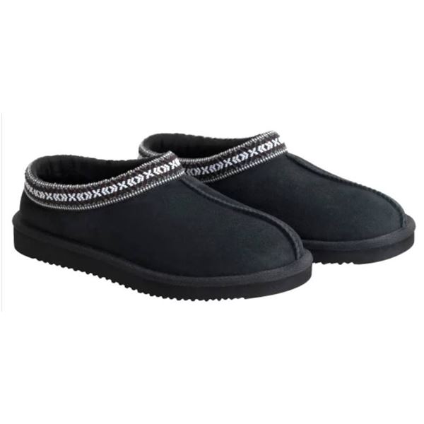 Kirkland Signature Unisex Shearling Slippers Men’s Size 8 and Women’s Size 9 Black