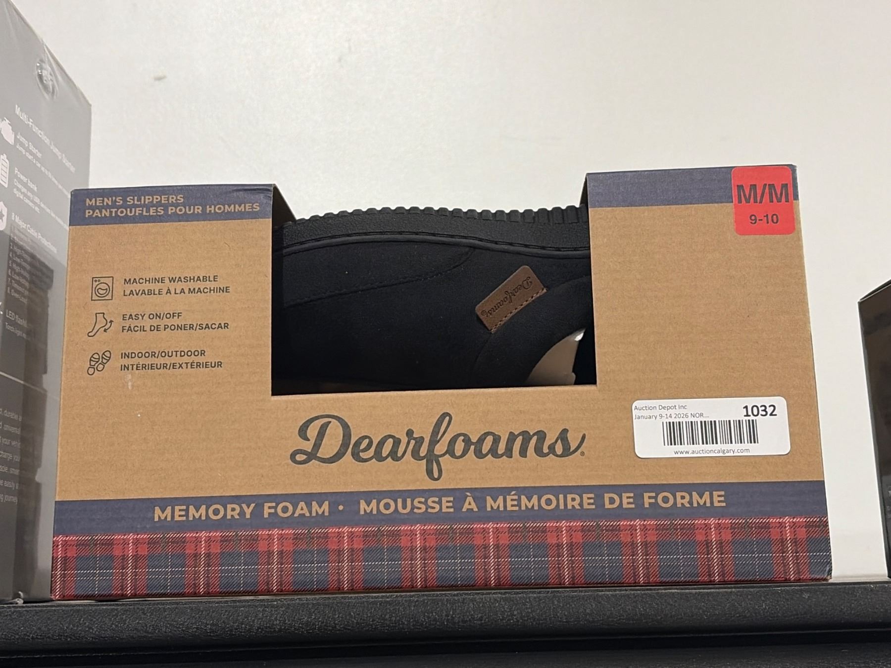 Men’s Dearfoams Memory Foam Slippers, Size M (9-10)