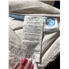 Image 2 : Simons King Size White Down Comforter, RDS Certified, 90 Inches x 98 Inches