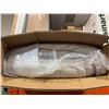Image 4 : All Season Queen Size Comforter