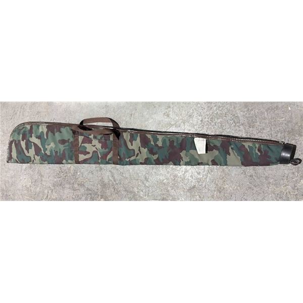Camouflage Rifle Carrying Case with Dual Handles and Zipper Closure