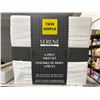 Image 2 : Twin Simple Serene Home 4-Piece Sheet Set, 300 Thread Count