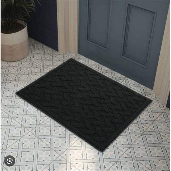 Laura Ashley Black Chevron Rug 3 ft x 4 ft