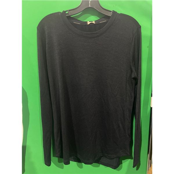 Banana Republic Long-Sleeve Black Shirt – Size L/G