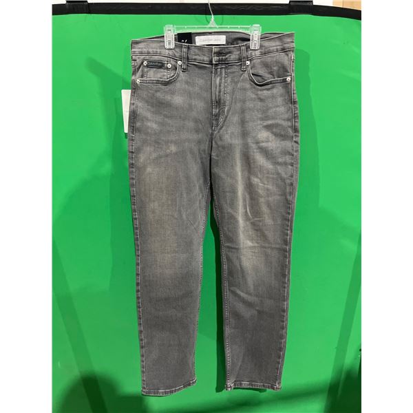 Calvin Klein Jeans High-Stretch Denim Straight Fit, Size 32×30, Gray