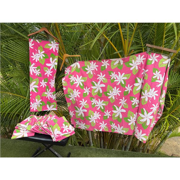 Qty 18 Pink & White Floral Pareos