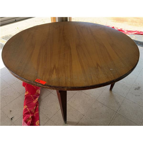 Round Wooden Table 60" Dia, 31"H