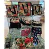 Image 1 : Contents of Display: Hawaii Tote Bags, Misc Sizes & Designs (rack not included)