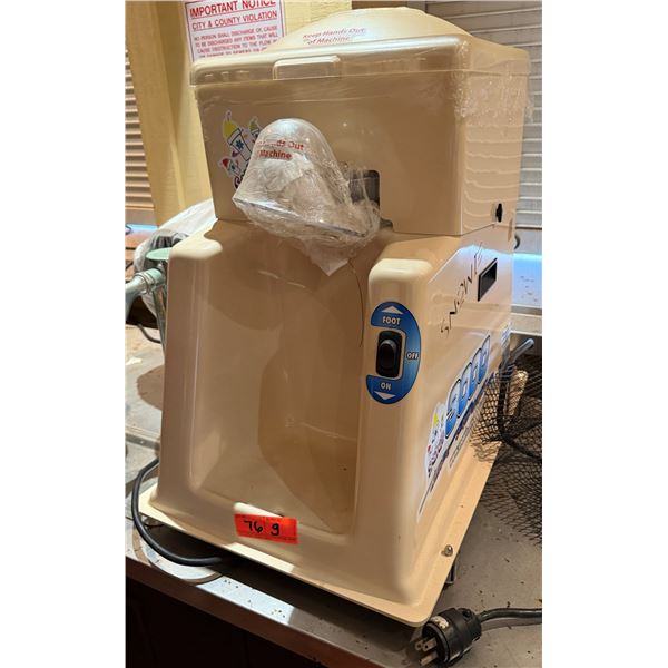 Snowie 3000 Ice Shaver Machine