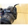 Image 4 : Nikon D3000 10.2MP Digital SLR Camera w/ 18-55mm f/3.5-5.6G AF-S DX VR Nikkor Zoom Lens