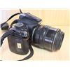 Image 6 : Nikon D3000 10.2MP Digital SLR Camera w/ 18-55mm f/3.5-5.6G AF-S DX VR Nikkor Zoom Lens