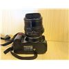 Image 9 : Nikon D3000 10.2MP Digital SLR Camera w/ 18-55mm f/3.5-5.6G AF-S DX VR Nikkor Zoom Lens