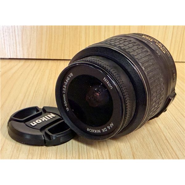 Nikon AF-S DX NIKKOR 18-55mm f/3.5-5.6G VR Lens