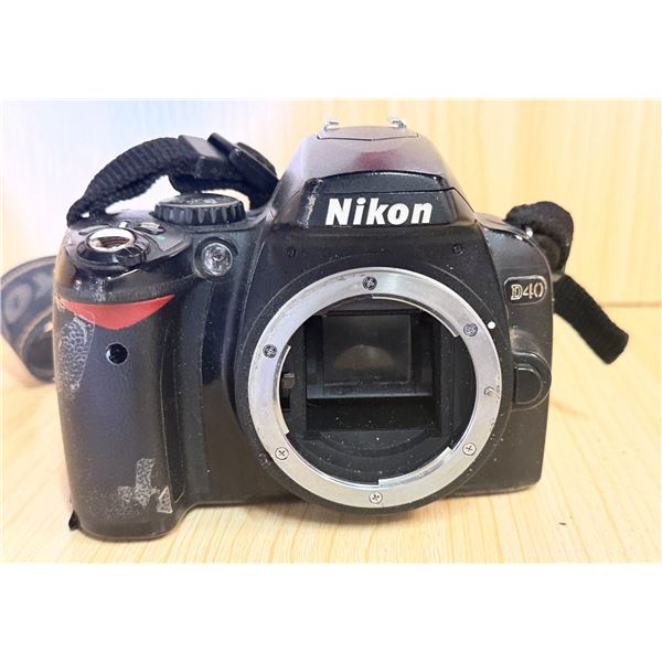 Nikon D40 Digital SLR Camera Body