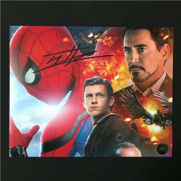 TOM HOLLAND SIGNED SPIDERMAN 8X10 - KB COA