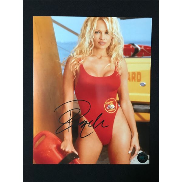 PAMELA ANDERSON SIGNED BAYWATCH 8X10 - KB COA