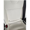 Image 2 : White leather Tesla seat