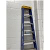 Image 2 : Werner 8' step ladder - Fiberglass & aluminum