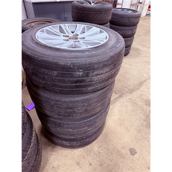 4X MICHELIN ENERGY LX4 235-710 R 460A ON ALLOW RIMS