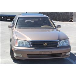 1998 Lexus LS 400
