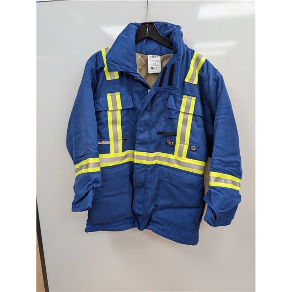 DH ANTISTAT PARKA STYLE IFR H.V. WORKWEAR gr: LRG val:$565