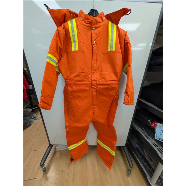 FSA ISOLÉ COMBINAISON ORG H.V. W/REF gr: LRG val:$270