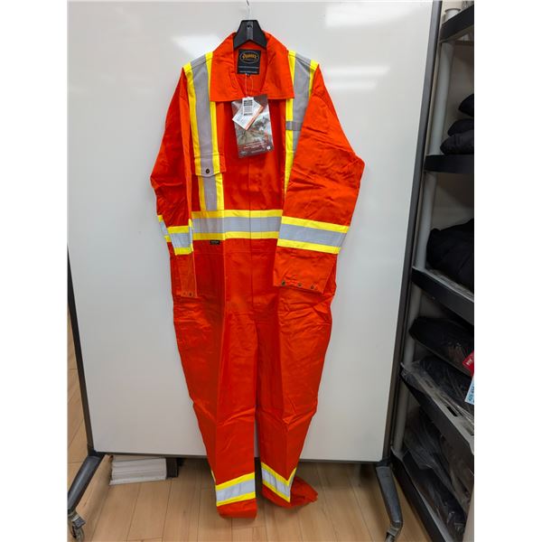 PIONEER CLOTHING COUVRE-TOUT NIVEAU:1 H.V. gr:56 val:$130