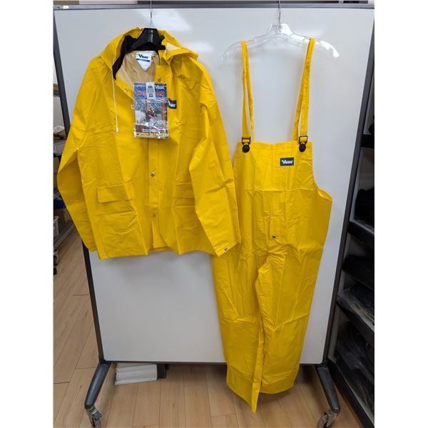 VIKING HANDYMAN PVC ENS. IMPERMEABLE-3PC gr:2XL val:$43