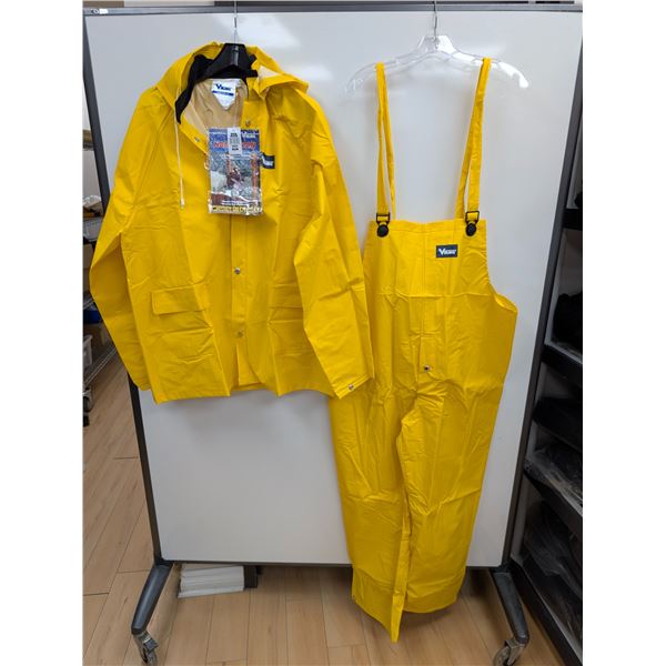 VIKING HANDYMAN PVC ENS. IMPERMEABLE-3PC gr:2XL val:$43