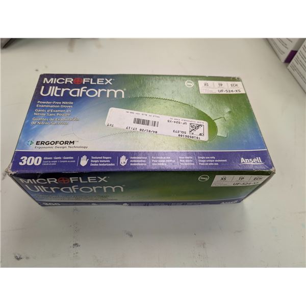MICROFLEX BTE DE 300 GANTS D'EXAMEN EN NITRILE SANS POUDRE  gr:XS val:$40