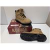 Image 1 : KODIAK BOTTES DE TRAVAIL À EMBOUT EN ACIER -FEMMES gr:8 val:$180