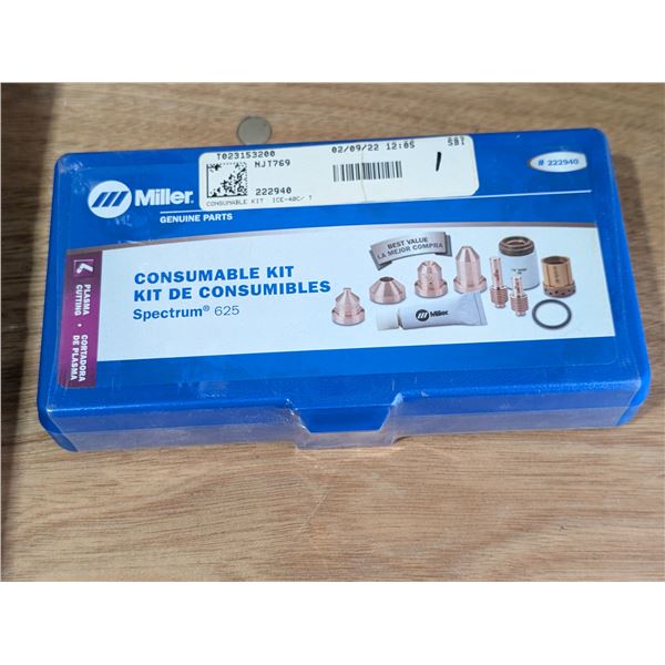 LOT DE 2 ENS DE CONSOMABLES, PLASMA CUTTING MILLER #222940