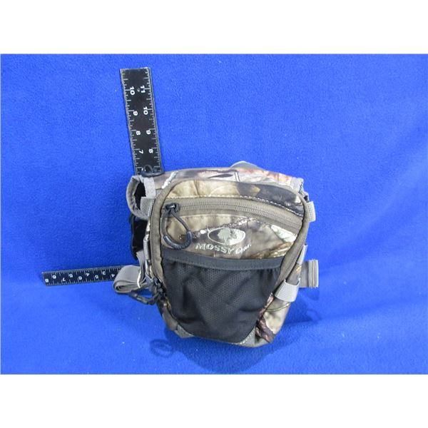 Mossy Oak Camo Pouch - Appears New