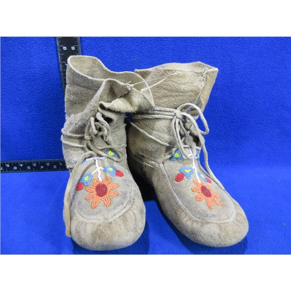 Native American Mocassins with Beadwork - Sole Approx. 10" On Outside