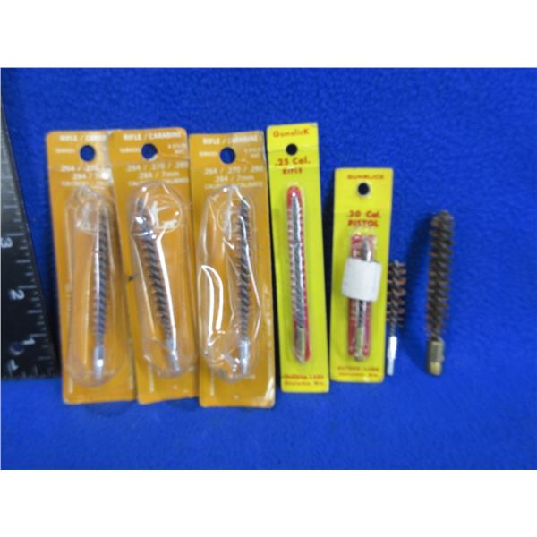 Lot of 7 Assorted Cleaning Brushes