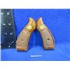 Image 1 : Smith & Wesson Round Butt "K" Frame Wood Grips with Screw