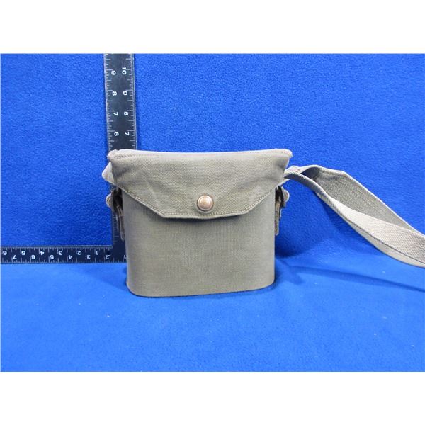 WWII Era Canadian Military P37 Binocular Case 1940