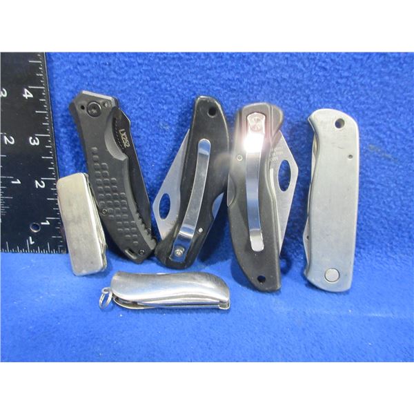 6 Assorted Folding Lock Blade Knives - 2 are Clip-On