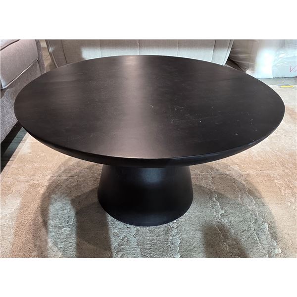 Sandy's - New Cocktail Table - RV: $780 CAD - H17" x Dia. 31"