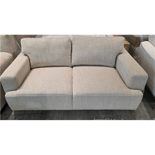 Sandy's - New Moto Alpaca Sofa - RV: $1670 CAD - H30" x W65" x D37"