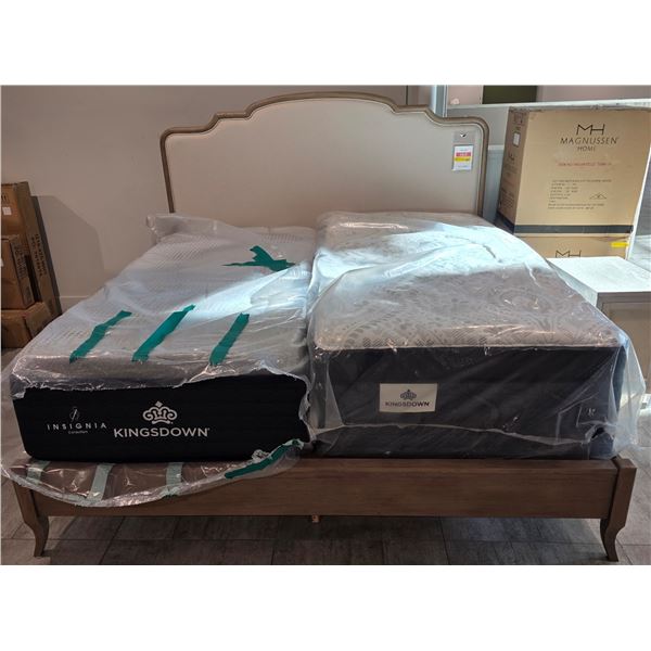 Sandy's - New Provence King Bed - RV: 1550 CAD