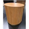Image 2 : Sandy's - New Kalla Natural End Table - RV: $1200 CAD - H24" x Dia. 22"