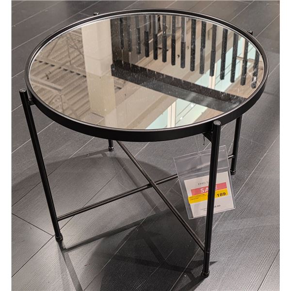 Sandy's - New Round End Table - RV: $205 CAD - H20" x Dia. 23"