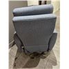 Image 4 : Sandy's - New Fabric Recliner - RV: $2650 CAD - Made in Canada - H36" x W30"