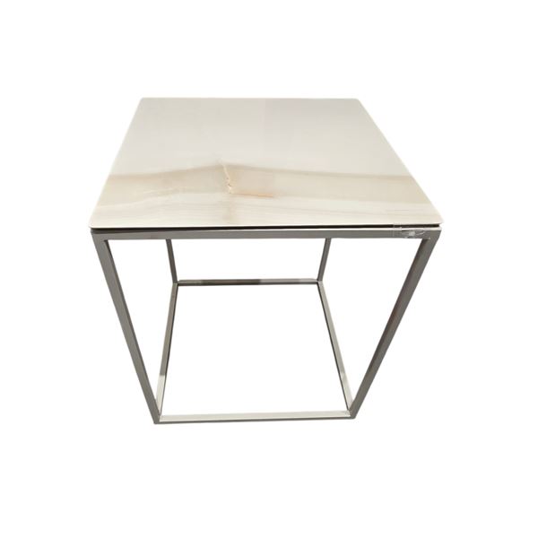 Sandy's - New Cabaret End Table - RV: $720 CAD - H21" x 17.5" x 17.5"